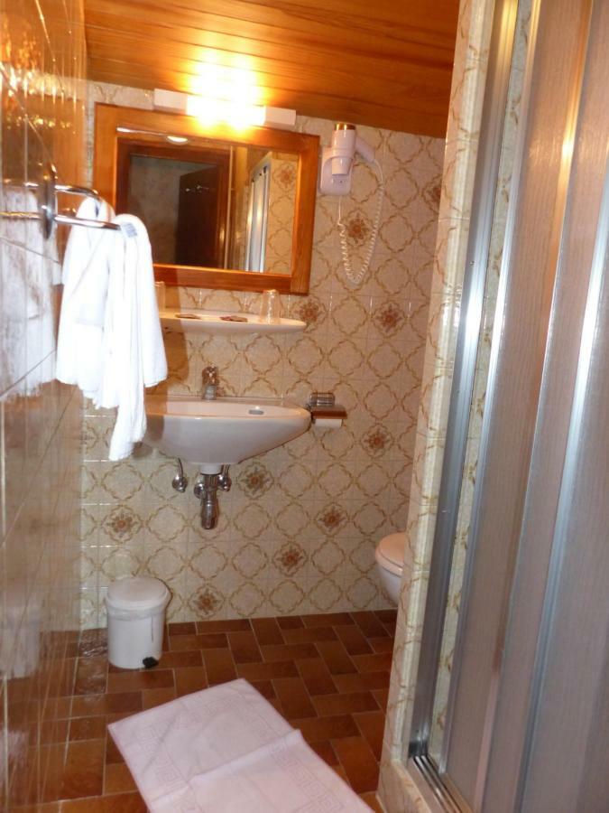 Hotel Bellachat 라클루자 외부 사진